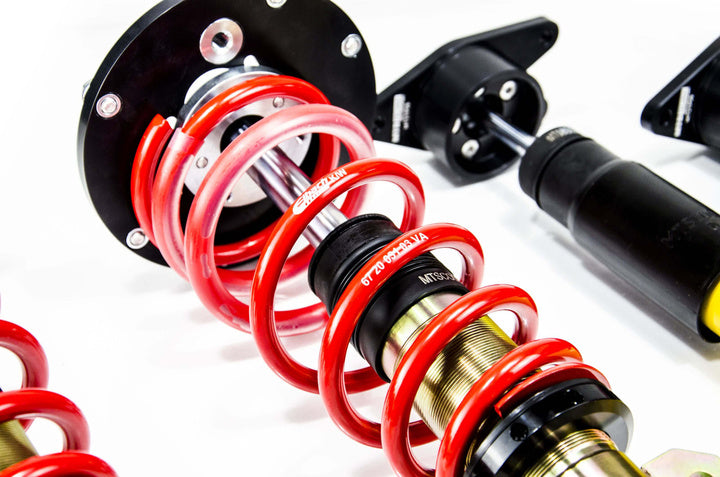 MTS Technik Coilover Kit Street BMW 1 (F40) met camberplaat-Goud