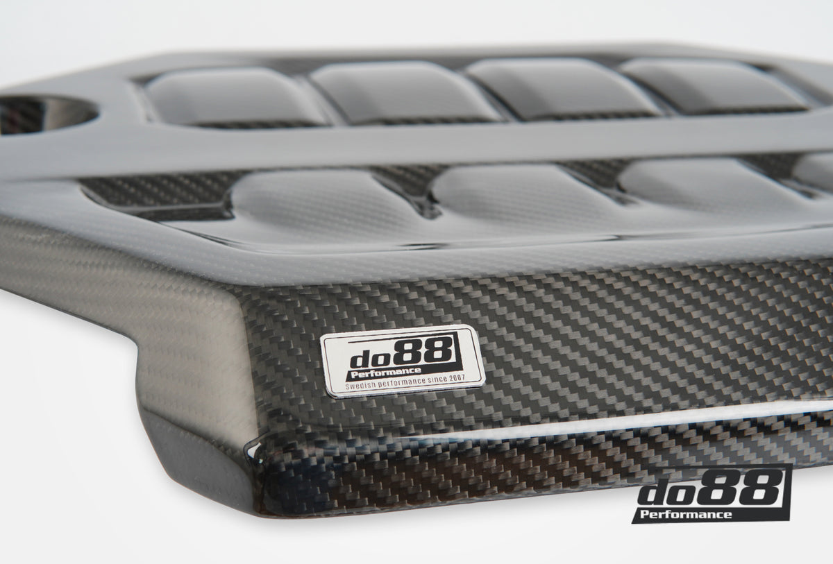 DO88 carbon motorcover