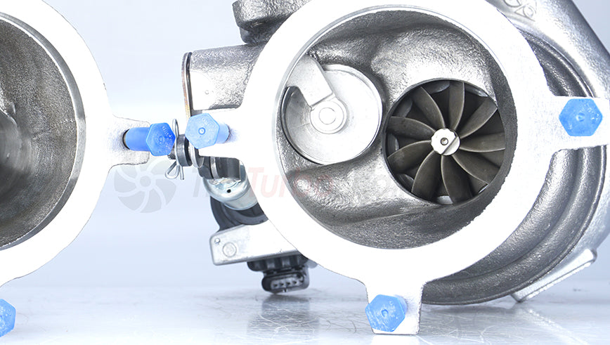 TTE1300 upgrade turbo's 4.0 V8 M840T (set van 2)
