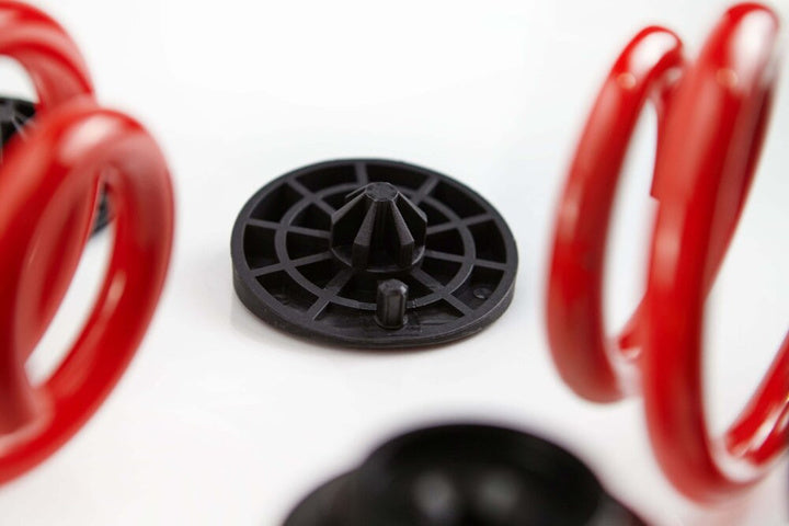 MTS Technik Street Schroefset voor Audi A4 B9 Avant (8W) 2015–heden zonder camber plates – Goud